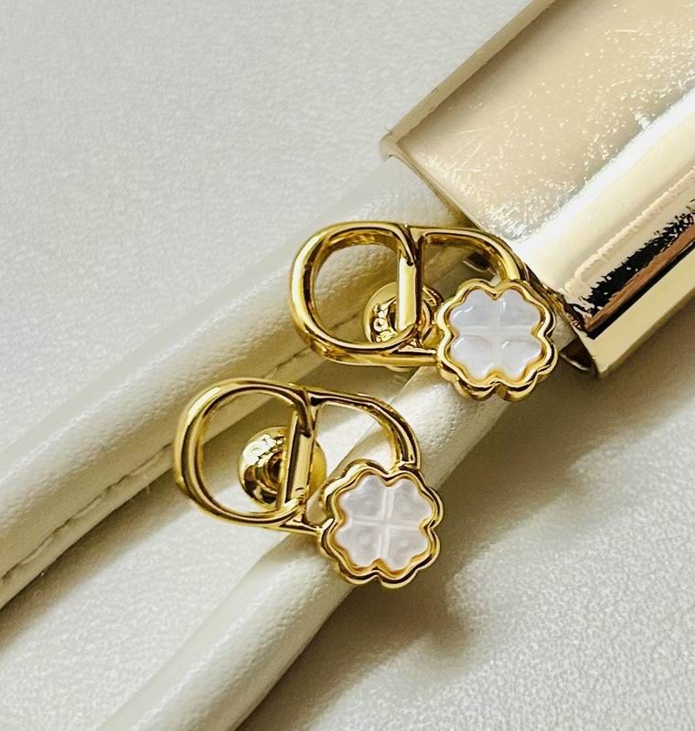 Dior Earring 04yxs11